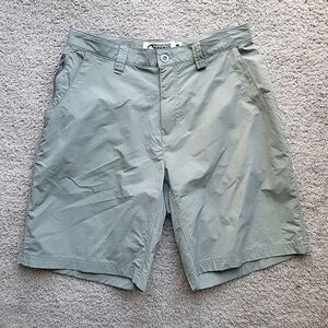 Mountain Khakis Shorts Mens 32x9 Green Fishing Nylon Lightweight Outdoor Camping